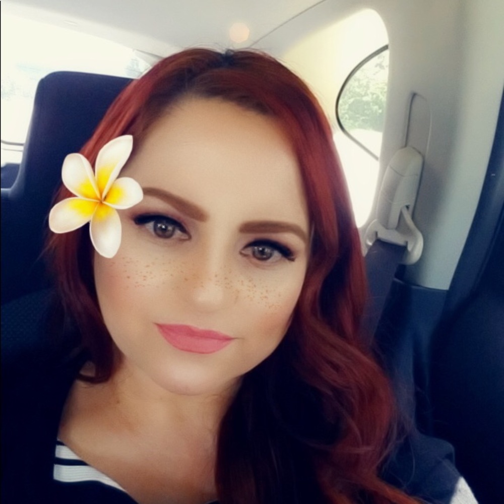 Meet your Posher, Luz